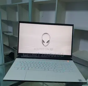New Laptop Alienware M17x R2 16GB Intel Core I7 SSD 512GB