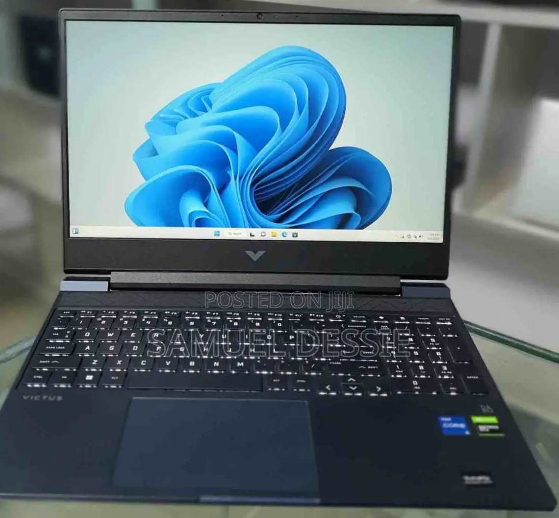 New Laptop HP Victus 15 16GB Intel Core I5 SSD 512GB