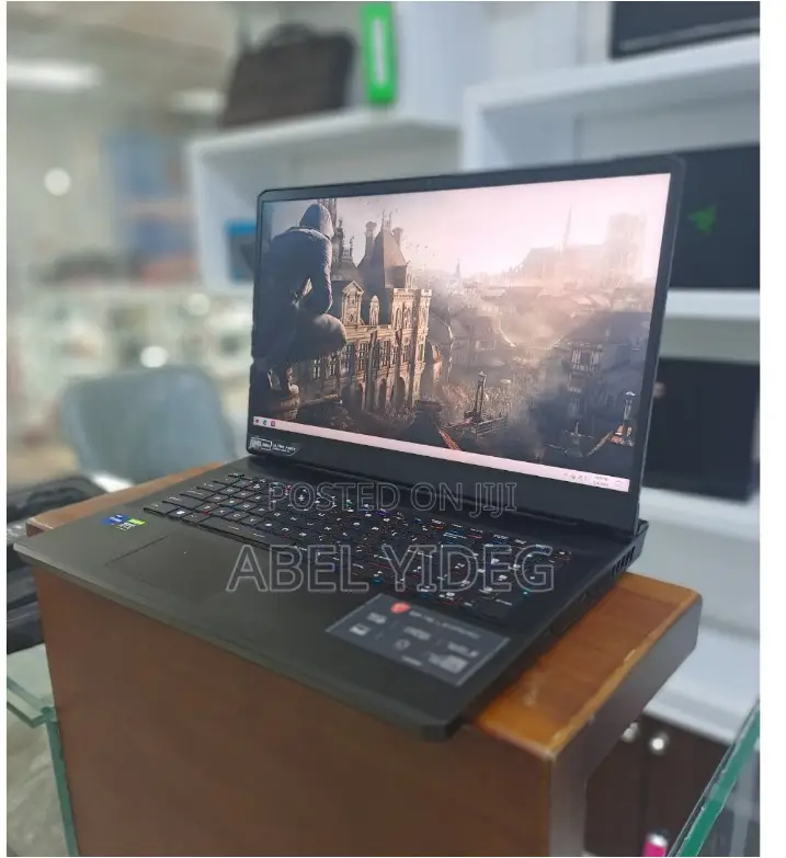 New Laptop MSI GP75 Leopard 16GB Intel Core I7 SSD 1T