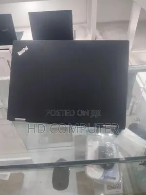 New Laptop Lenovo Yoga 260 8GB Intel Core I5 SSD 512GB