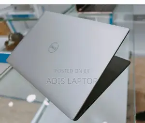 New Laptop Dell XPS 17 9720 16GB Intel Core I7 SSD 512GB