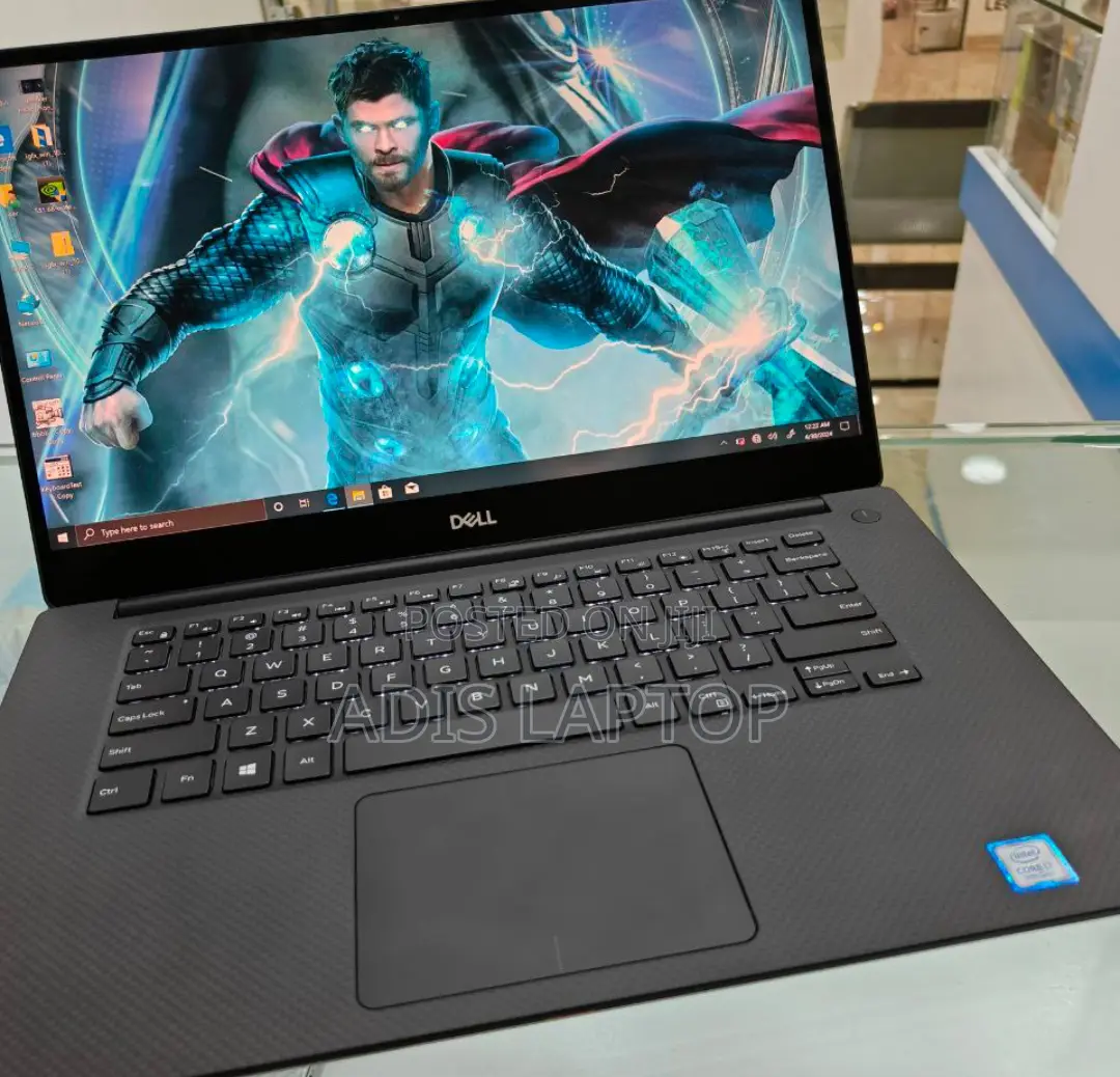 New Laptop Dell XPS 17 9720 16GB Intel Core I7 SSD 512GB