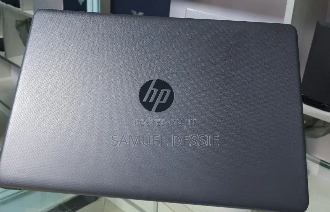 New Laptop HP Stream Notebook 8GB Intel Core I5 HDD 1T