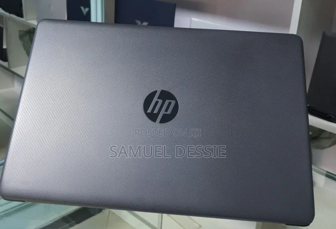 New Laptop HP Stream Notebook 8GB Intel Core I5 HDD 1T