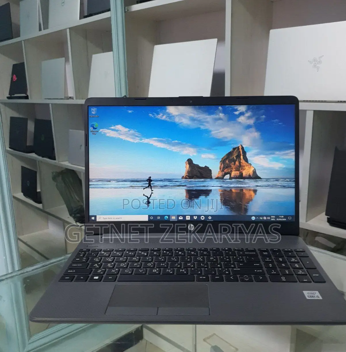 New Laptop HP Stream Notebook 8GB Intel Core I5 HDD 1T