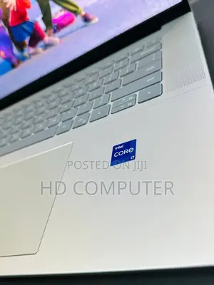 New Laptop Dell 16GB Intel Core I7 SSD 512GB