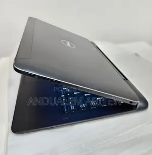 New Laptop Dell Latitude 7390 8GB Intel Core I5 SSD 256GB
