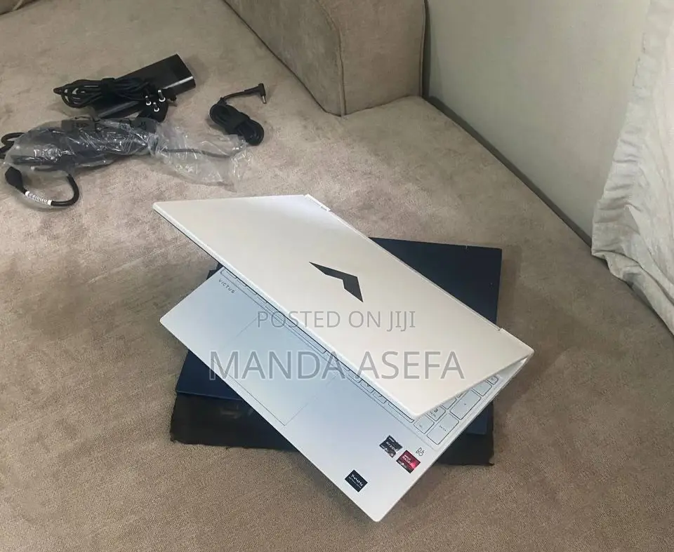 New Laptop HP Victus 15 8GB AMD Ryzen 5 SSD 512GB