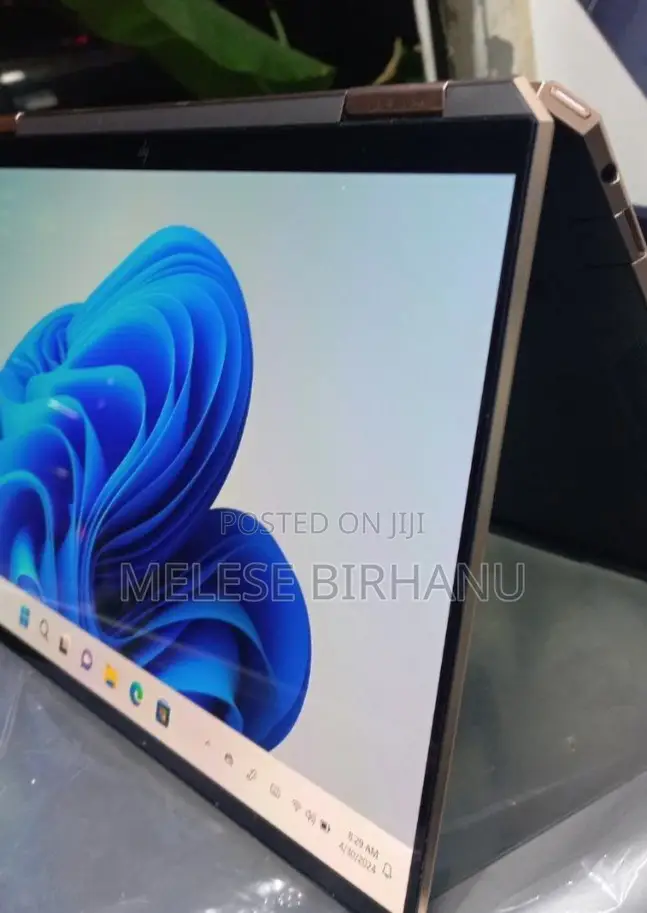 New Laptop HP Spectre 8GB Intel Core I5 SSD 512GB