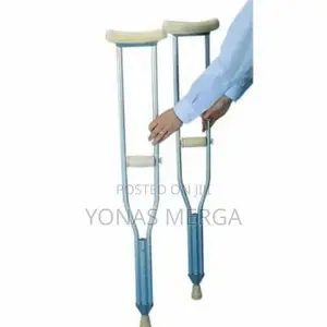 Photo - Crutchesc/Oክራንች/Crunche√Crunches≠Crutches∞Crutches Crutches
