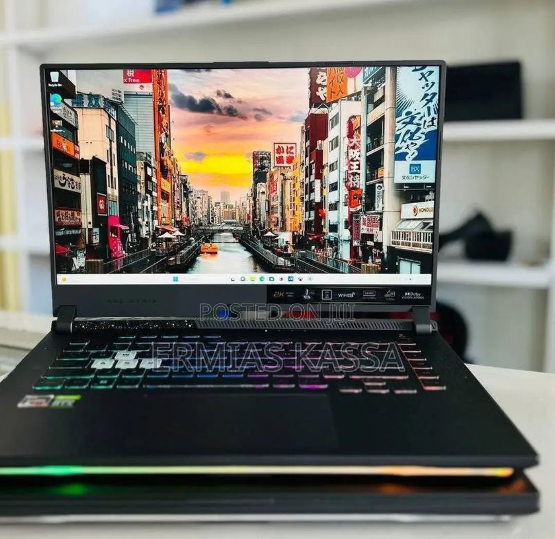 New Laptop Asus ROG Strix G15 16GB AMD Ryzen 7 SSD 1T