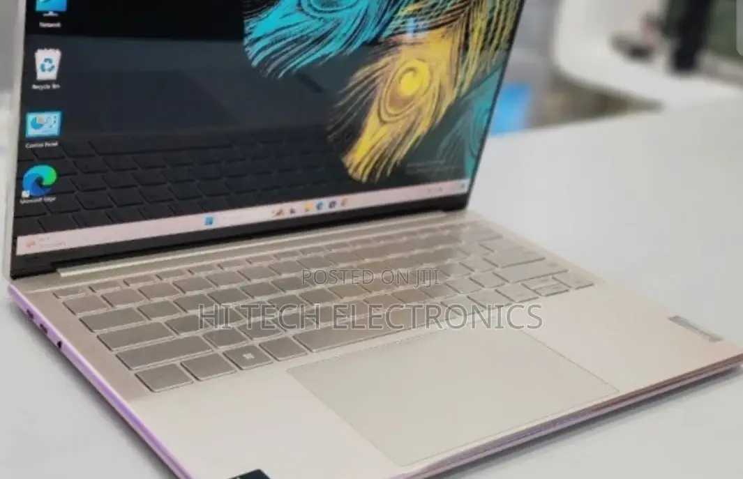 New Laptop Lenovo 16GB Intel Core I7 SSD 1T