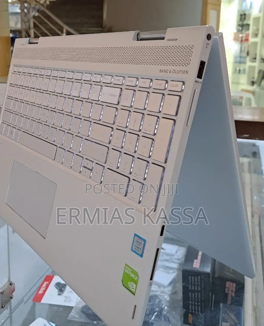 New Laptop HP Envy X360 8GB Intel Core I5 SSD 512GB