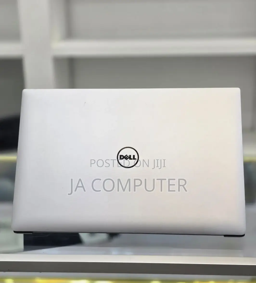 New Laptop Dell XPS 15 16GB Intel Core I5 SSD 512GB