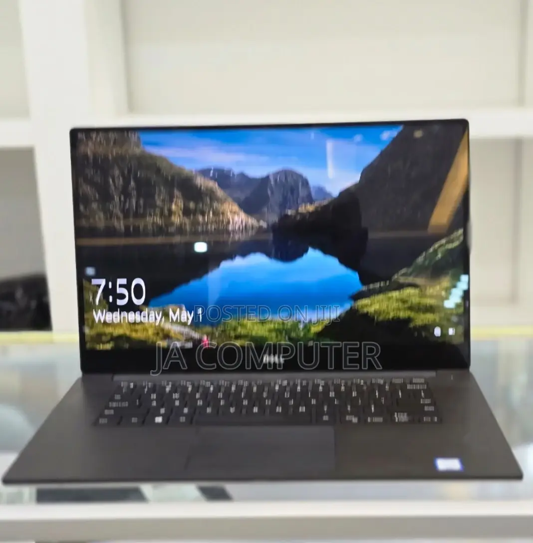 New Laptop Dell XPS 15 16GB Intel Core I5 SSD 512GB
