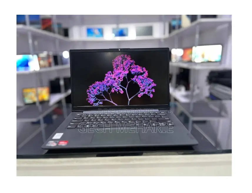 New Laptop Lenovo Ideapad 3 8GB AMD Ryzen 5 SSD 512GB