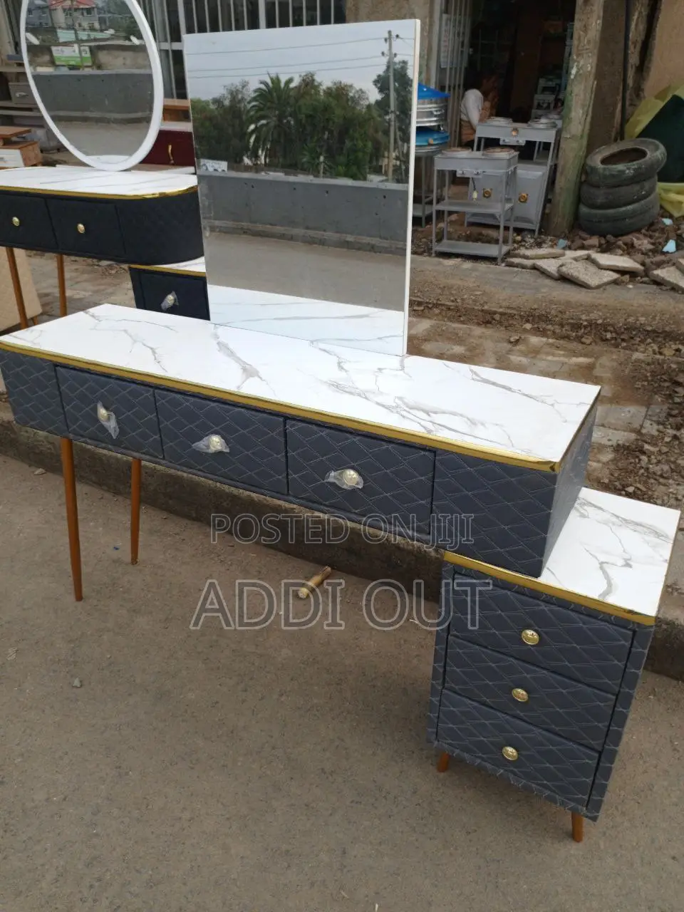Dressing Table/ድሬሲንግ