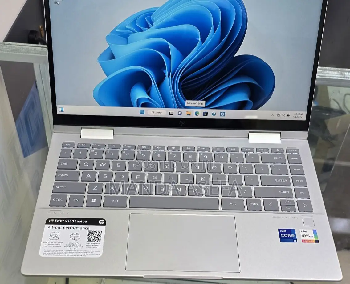New Laptop HP Envy X360 16GB Intel Core I7 SSD 1T