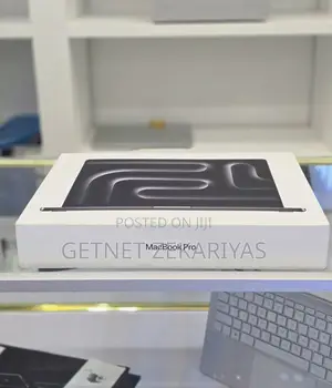 New Laptop Apple MacBook Pro 32GB Apple M3 SSD 512GB