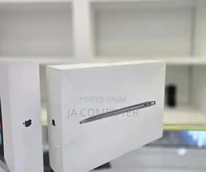 New Laptop Apple MacBook Air 2020 M1 8GB Apple M1 SSD 256GB