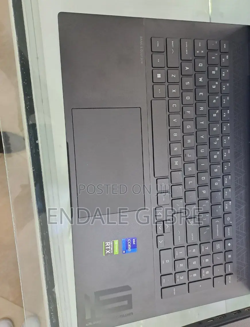 New Laptop HP Omen 17 16GB Intel Core I9 SSD 1T