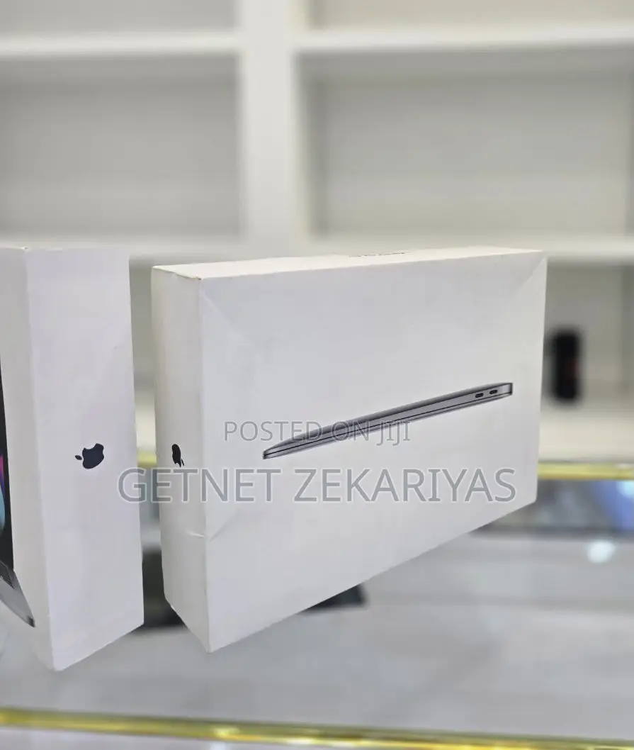 New Laptop Apple MacBook Air 2020 M1 8GB Apple M1 SSD 256GB