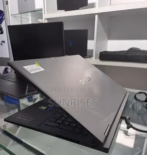 New Laptop HP Omen 15 16GB Intel Core I9 SSD 1T