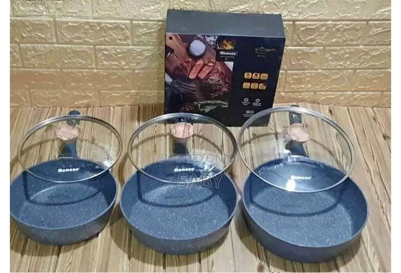 Momcoc ባለ ክዳን መጥበሻ