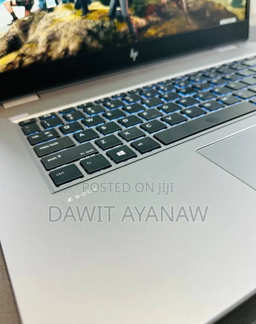 New Laptop HP ZBook Studio 16GB Intel Core I7 SSD 512GB