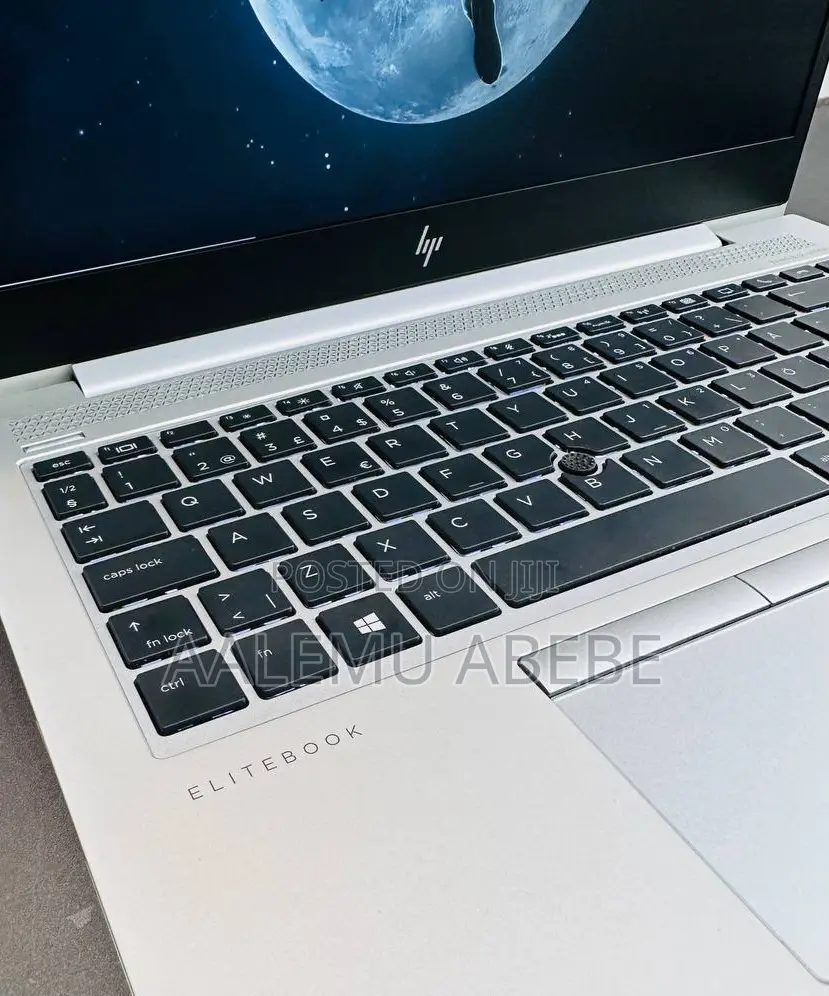 New Laptop HP EliteBook 840 G5 16GB Intel Core I5 SSD 512GB