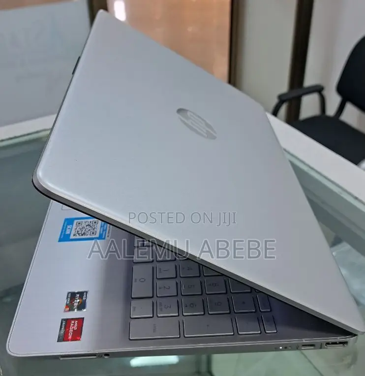 New Laptop HP Stream Notebook 16GB AMD Ryzen 5 SSD 512GB