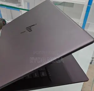 New Laptop HP Envy X360 8GB AMD Ryzen 5 SSD 512GB