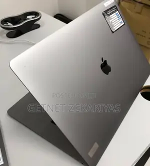 New Laptop Apple MacBook Pro 2015 16GB Intel Core I7 SSD 512GB