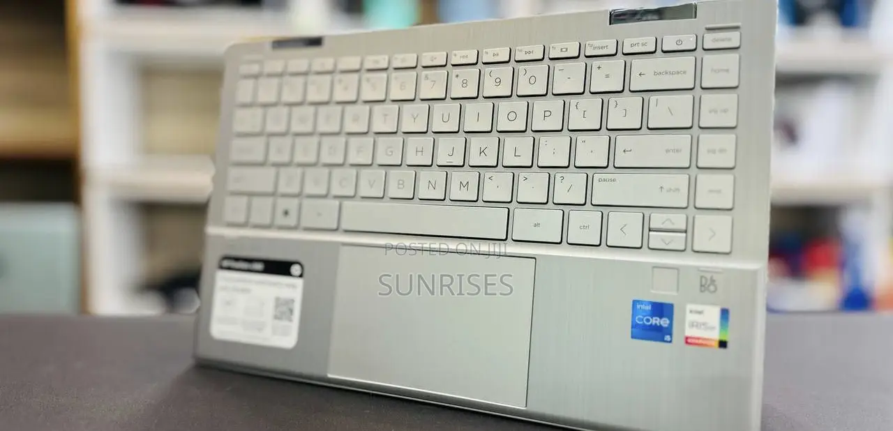 New Laptop HP Pavilion X360 16GB Intel Core I5 SSD 512GB