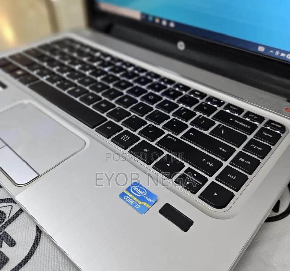 New Laptop HP Envy X2 8GB Intel Core I7 HDD 1T