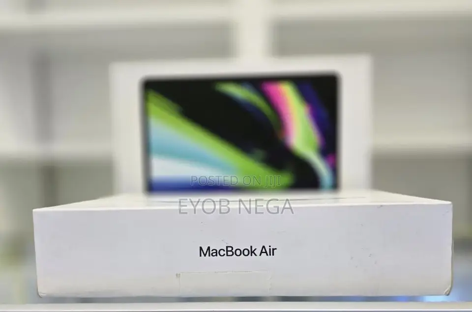 New Laptop Apple MacBook Air 8GB Apple M1 SSD 256GB