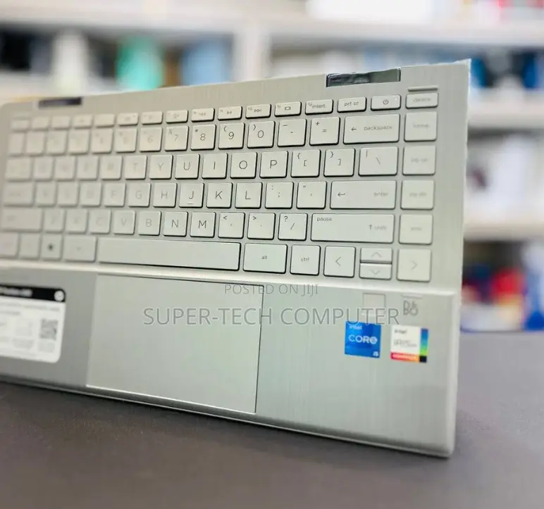 New Laptop HP Pavilion X360 8GB Intel Core I5 SSD 512GB