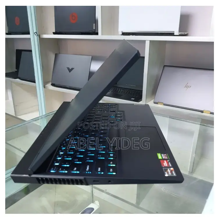 New Laptop Lenovo Legion 5 16GB AMD Ryzen 7 SSD 1T