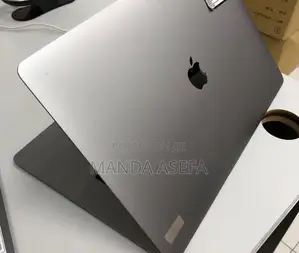 New Laptop Apple MacBook Pro 2015 16GB Intel Core I7 SSD 512GB