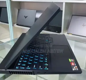 New Laptop Lenovo Legion 5 16GB AMD Ryzen 7 SSD 1T
