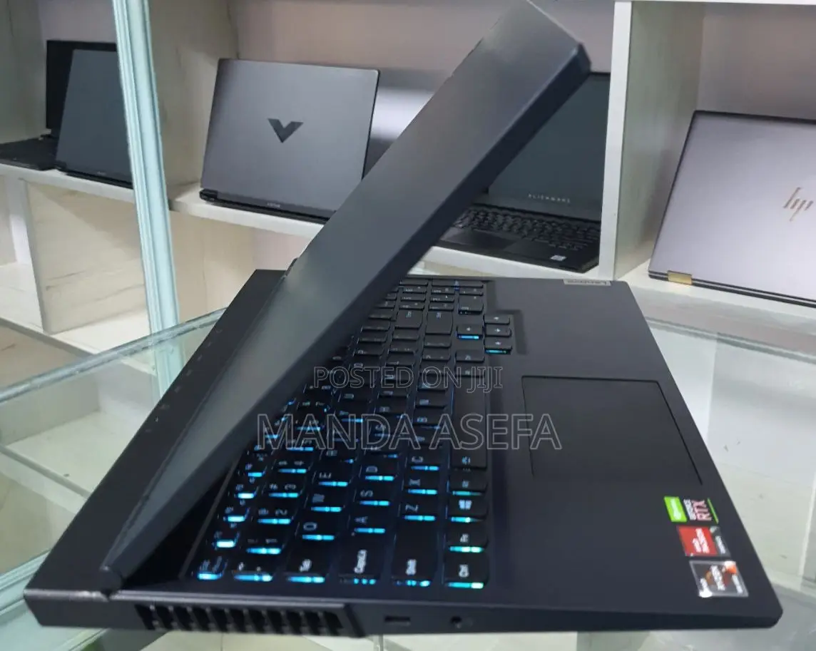 New Laptop Lenovo 16GB AMD Ryzen 7 SSD 1T