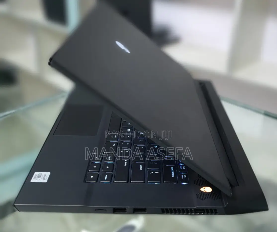 New Laptop Alienware M17x R2 16GB Intel Core I7 SSD 512GB