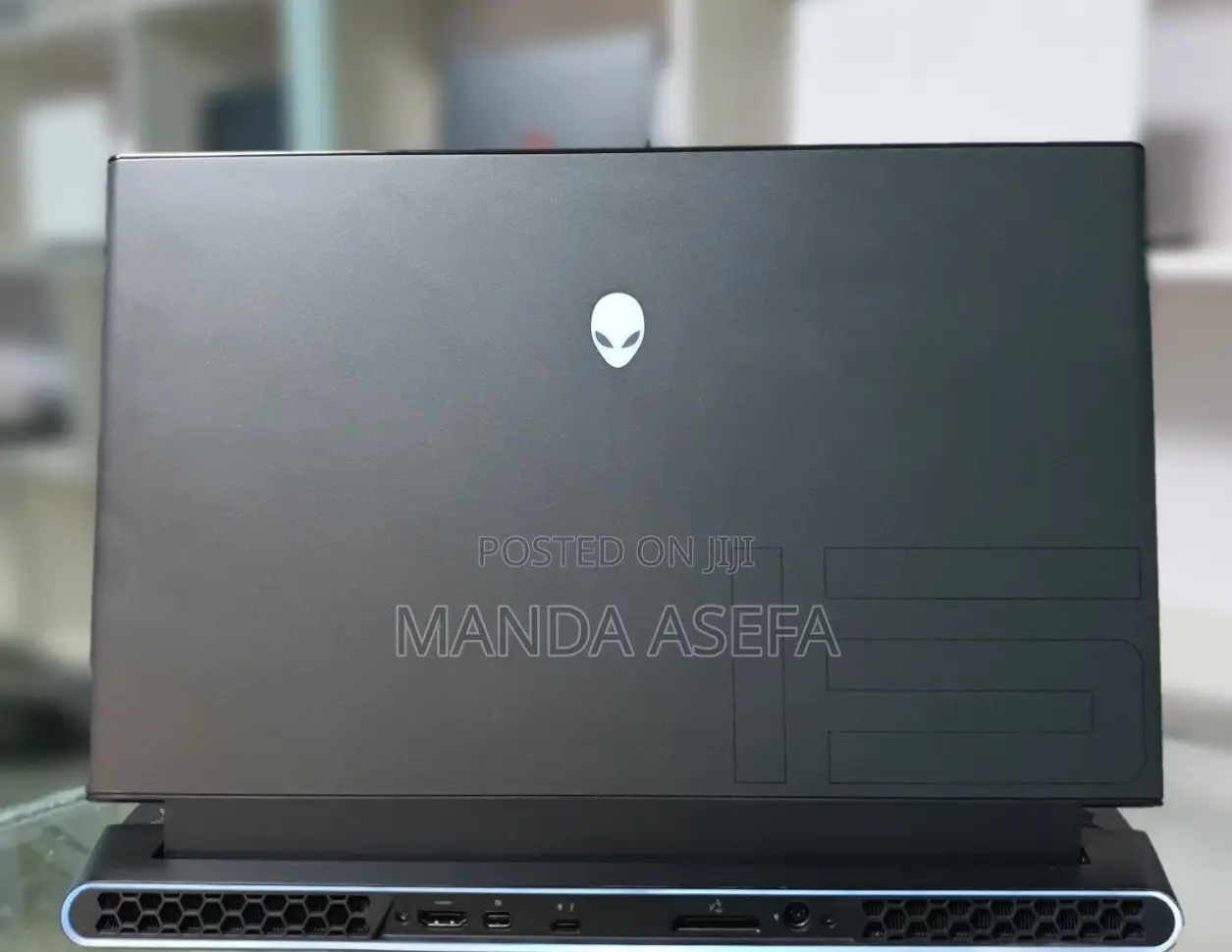 New Laptop Alienware M17x R2 16GB Intel Core I7 SSD 512GB