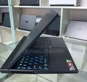 New Laptop Lenovo Legion 5i 16GB AMD Ryzen 7 SSD 512GB