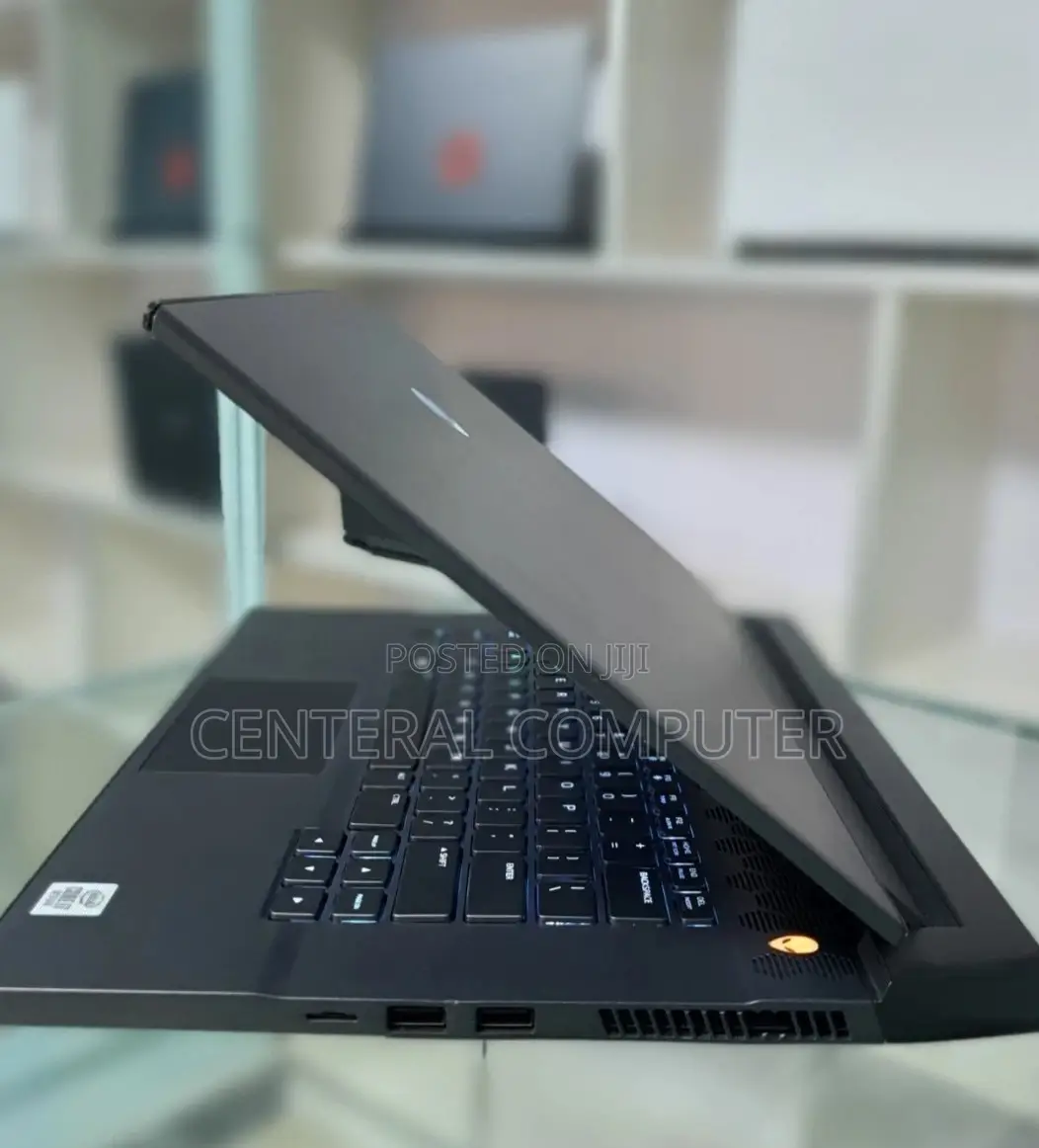 New Laptop Lenovo Legion 5i 16GB AMD Ryzen 7 SSD 512GB