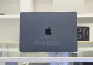 New Laptop Apple MacBook Air 2022 M2 16GB Apple M2 SSD 512GB