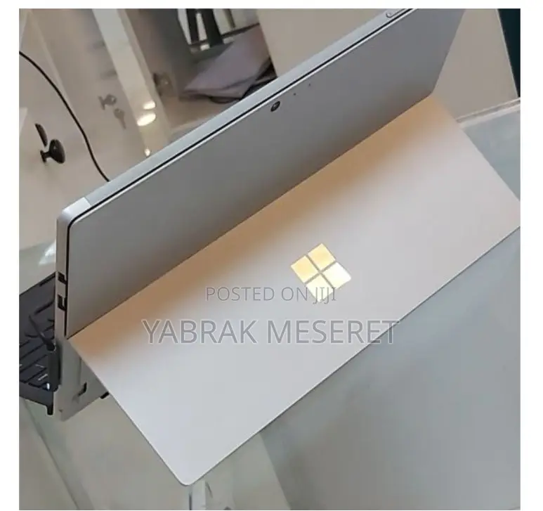 New Laptop Microsoft 8GB Intel Core I5 SSD 256GB