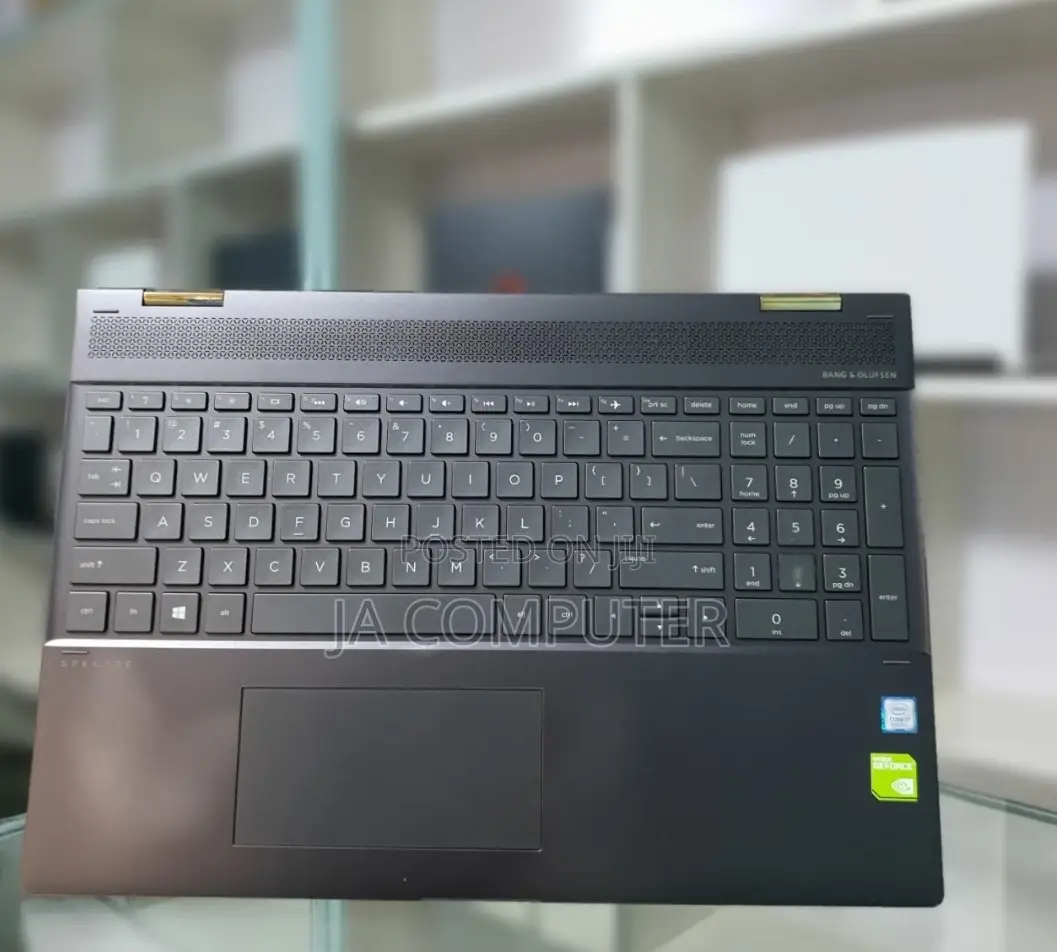 New Laptop HP Spectre 16GB Intel Core I7 SSD 512GB
