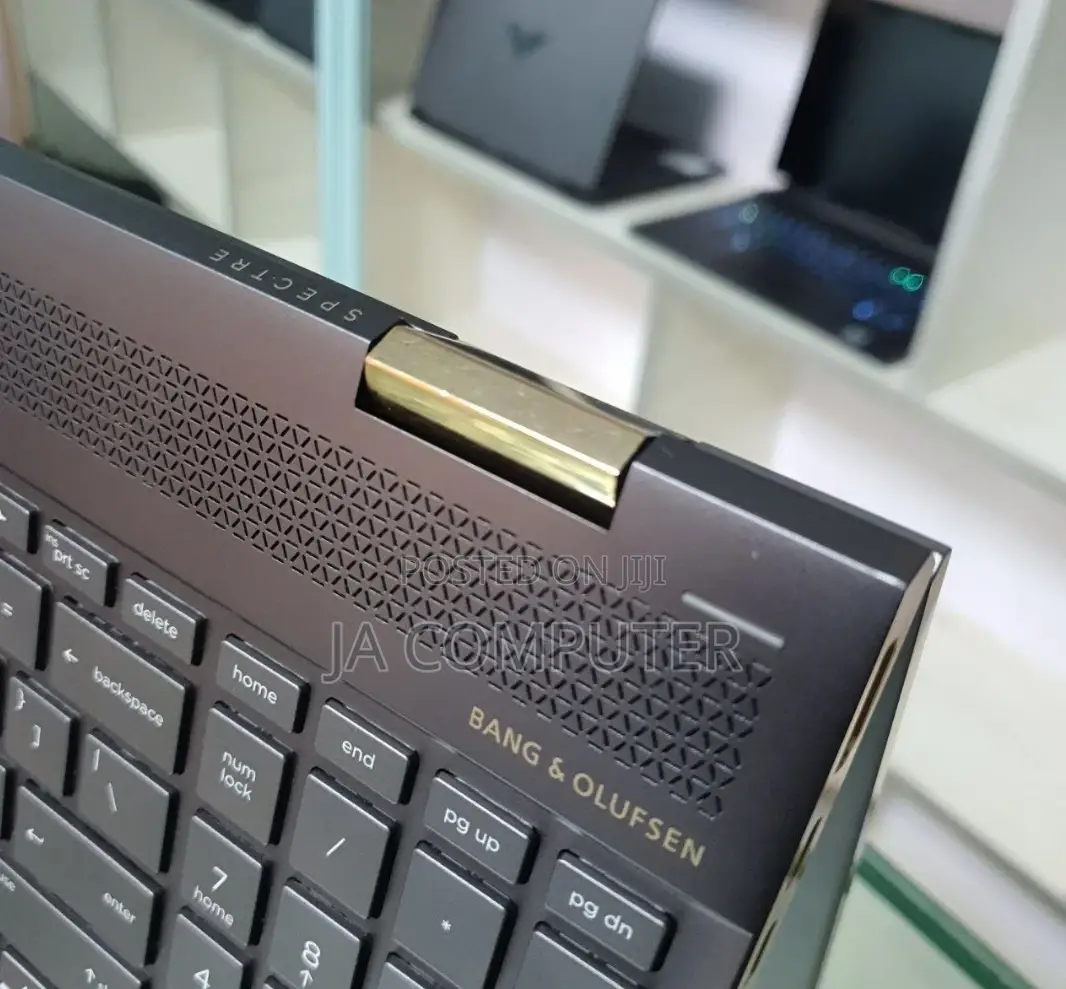New Laptop HP Spectre 16GB Intel Core I7 SSD 512GB