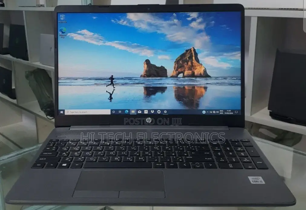 New Laptop HP Stream Notebook 8GB Intel Core I5 HDD 1T